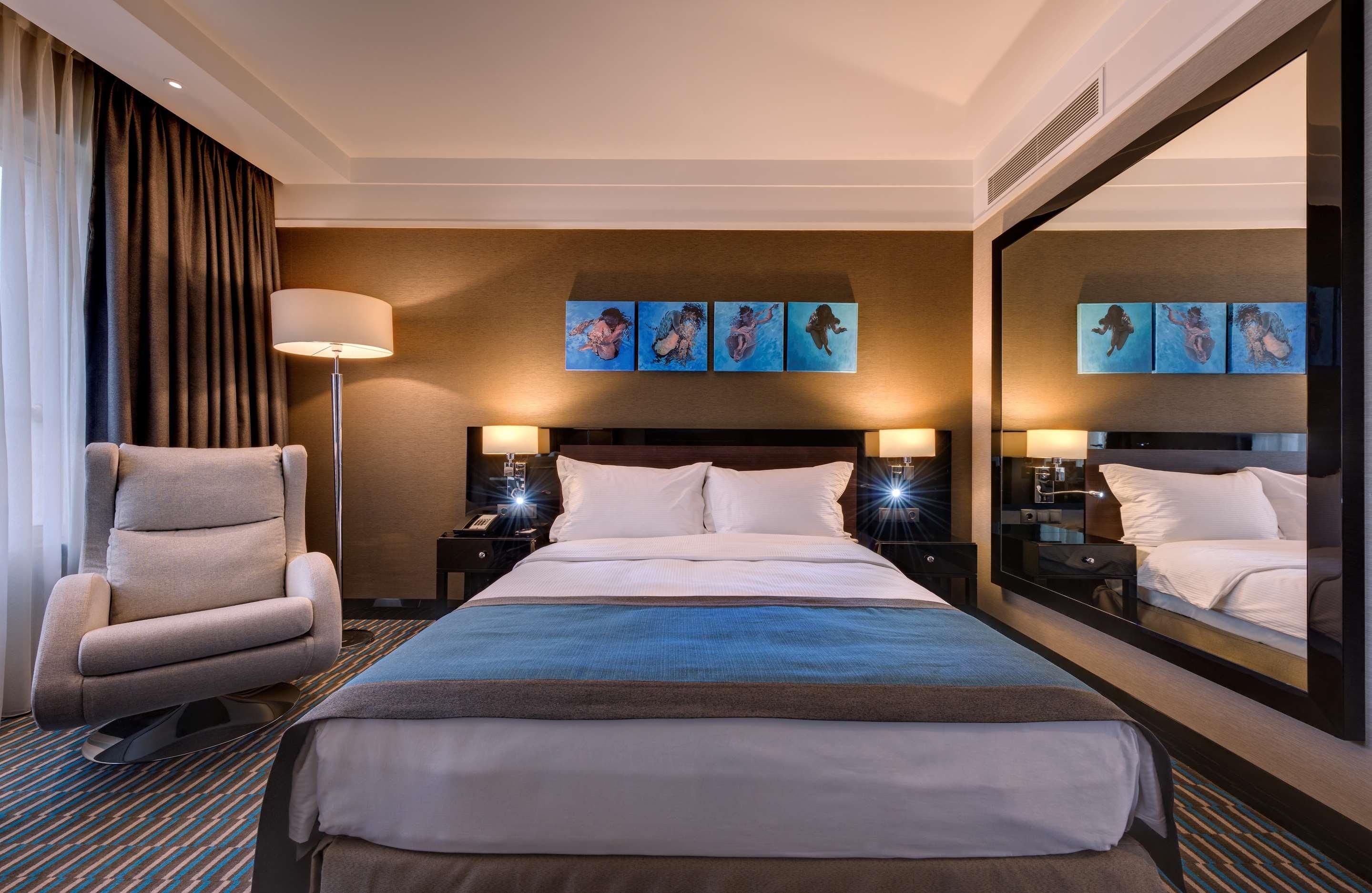 צ'יסינאו Radisson Blu Leogrand Hotel מראה חיצוני תמונה